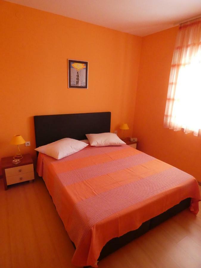 Apartmani Saric Rogoznica Zecevo Bagian luar foto