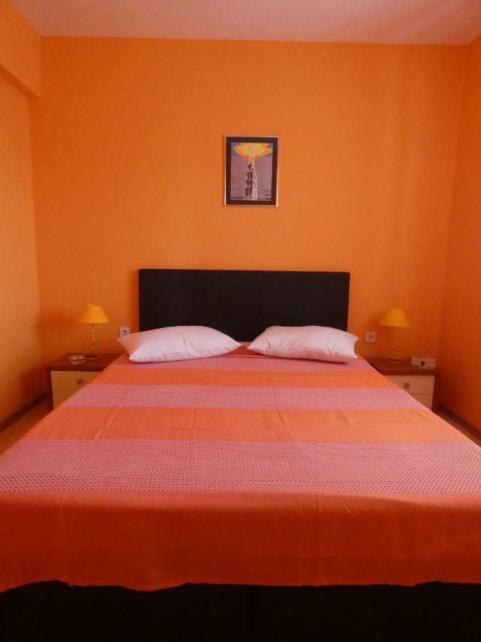 Apartmani Saric Rogoznica Zecevo Bagian luar foto