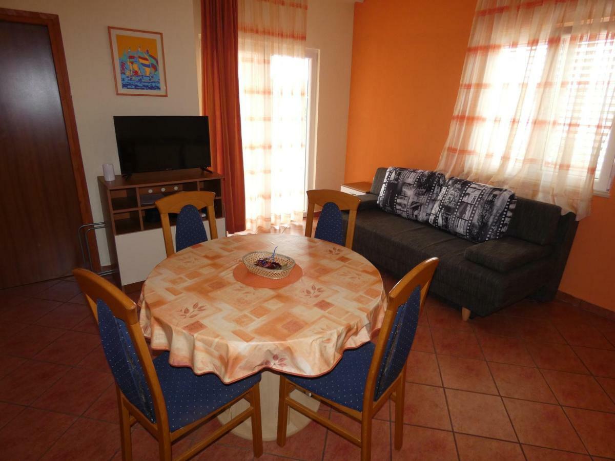 Apartmani Saric Rogoznica Zecevo Bagian luar foto