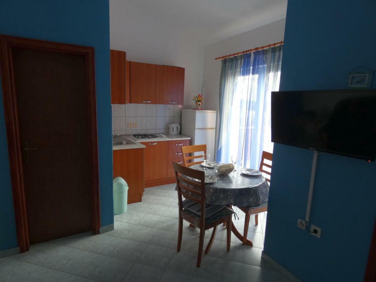 Apartmani Saric Rogoznica Zecevo Bagian luar foto