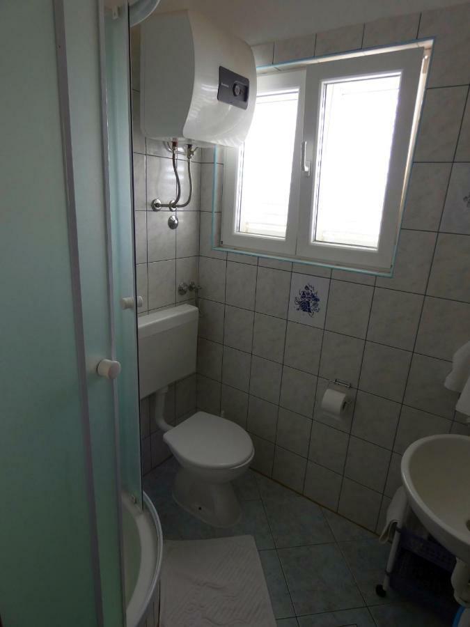 Apartmani Saric Rogoznica Zecevo Bagian luar foto
